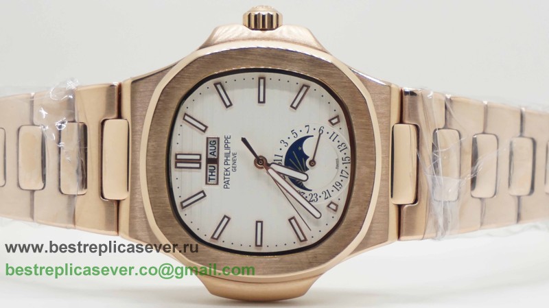 Patek Philippe Automatic Moonphase S/S PPG81